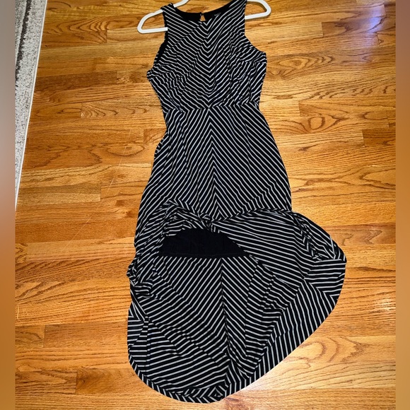 White House Black Market Black Stripe Maxi Dress Sz L - Picture 11 of 12